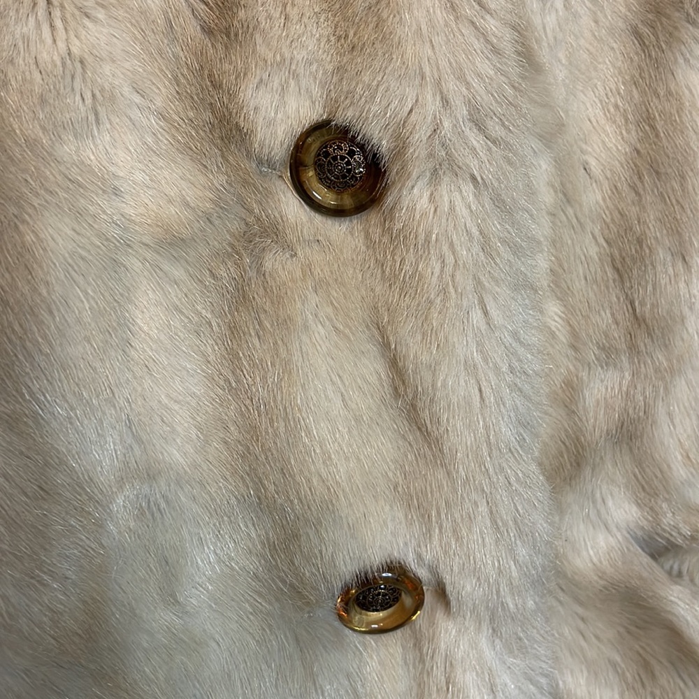 Raleigh’s Washington Vintage Collared Faux Fir Tan Coat - Picture 5 of 10